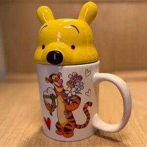 Disney Winnie the Pooh & Friends Valentine’s Day Mug w/ Lid